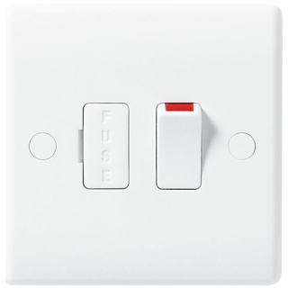 850-01 WHITE NEXUS MOULDED SWITCHED 13A FUSED CONNECTION UNIT